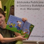 Czytanie na dywanie z Early Stage w Zielonej